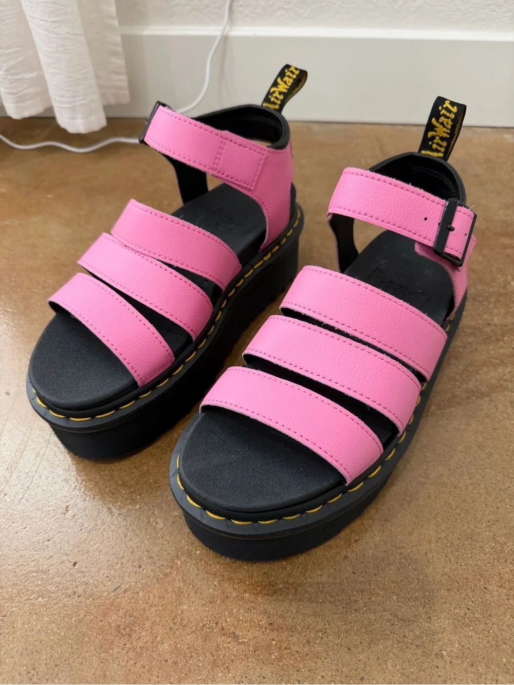 Dr. Martens Blaire Quad Platform Sandals Pink Leather Women’s US 8 EU 39 - Picture 1 of 9